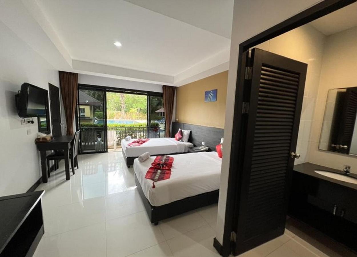 Naiyang Beach Hotel Sha Plus Phuket Dış mekan fotoğraf
